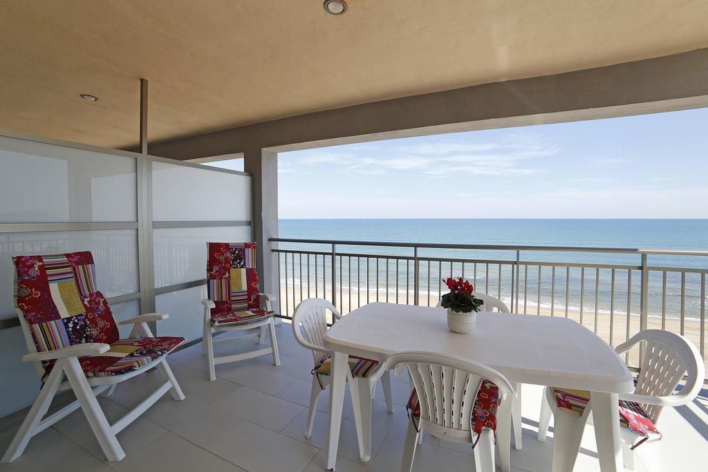 Apartamento Frente Al Mar Bellreguard Ngoại thất bức ảnh